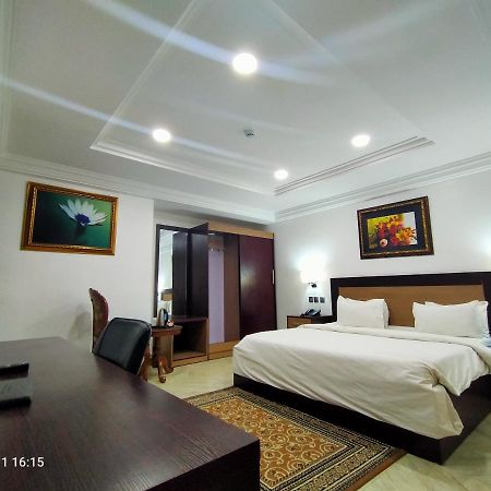 Immaculate Platinum Hotel Abuja Exterior photo