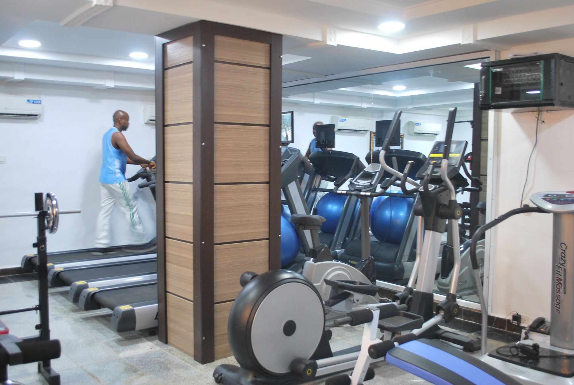 Immaculate Platinum Hotel Abuja Exterior photo