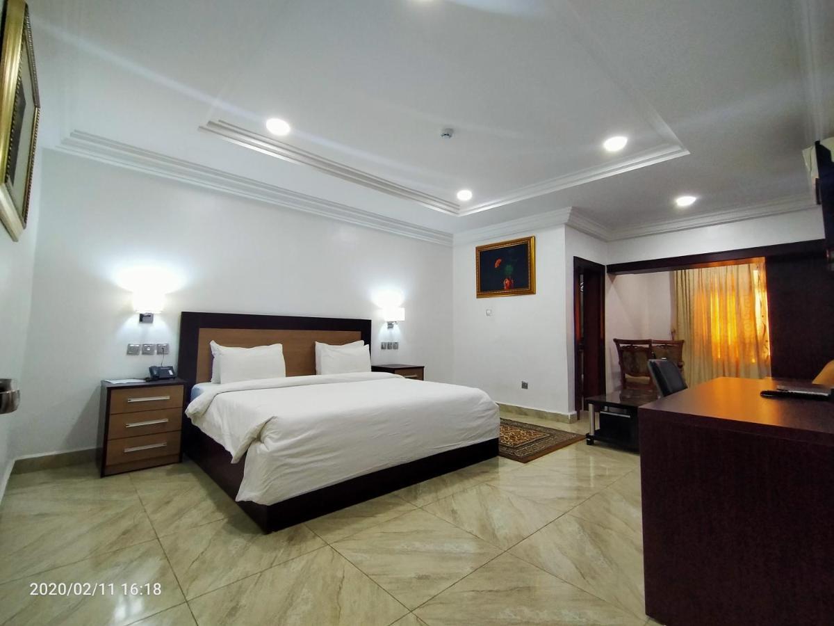 Immaculate Platinum Hotel Abuja Exterior photo